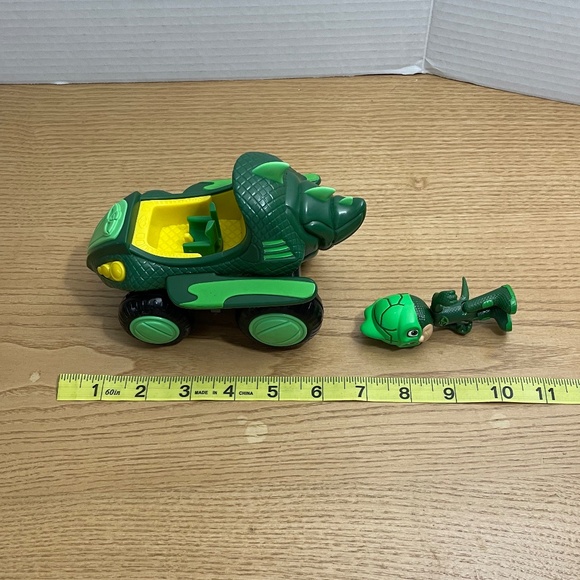 PJ Masks Hero Blast Vehicle Car and Green Gekko Action Figure Play Set Toy - Picture 9 of 9